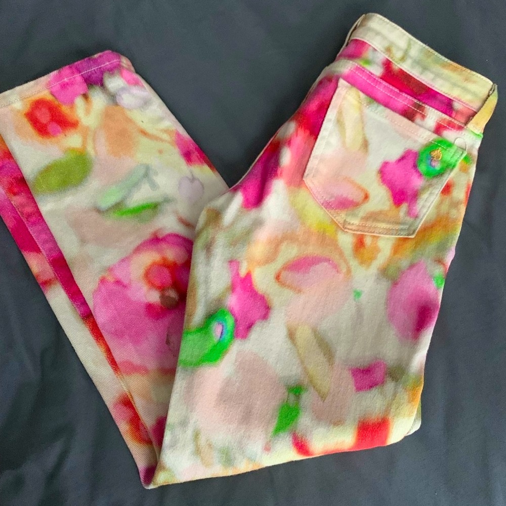 Kate Spade, size 24,  2” zipper, straight leg capri’s.  5 pocket denim.